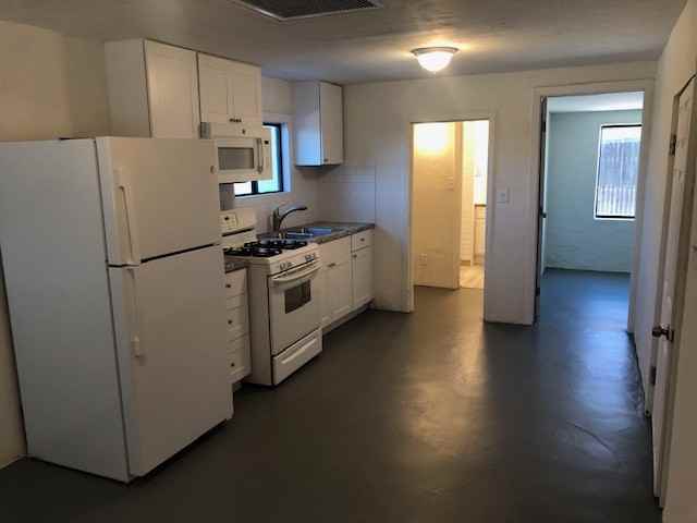 1213 S 9th Ave #1 - Photo 5 of 16