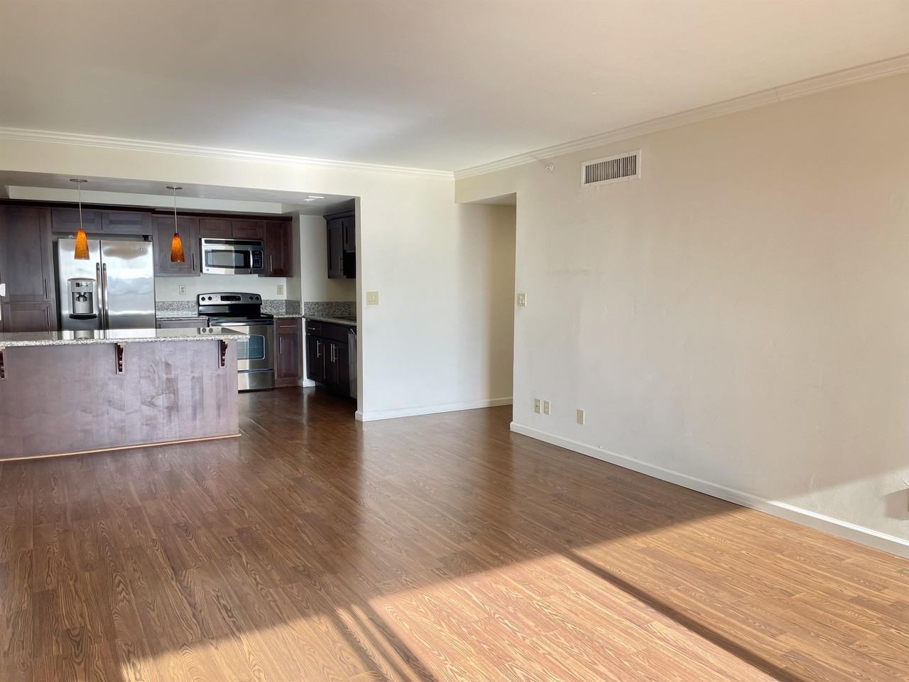 500 N Street - 1504 #1504 - Photo 6 of 27