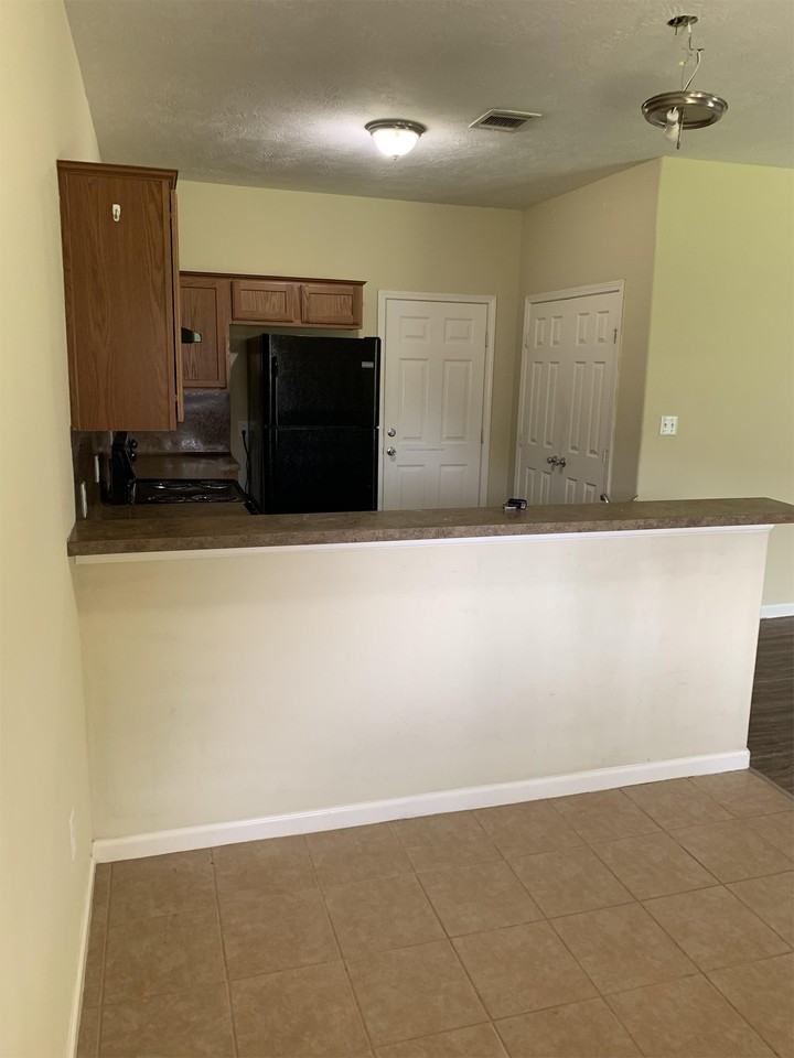 21441 W Wallis Dr Unit A #1 - Photo 7 of 11