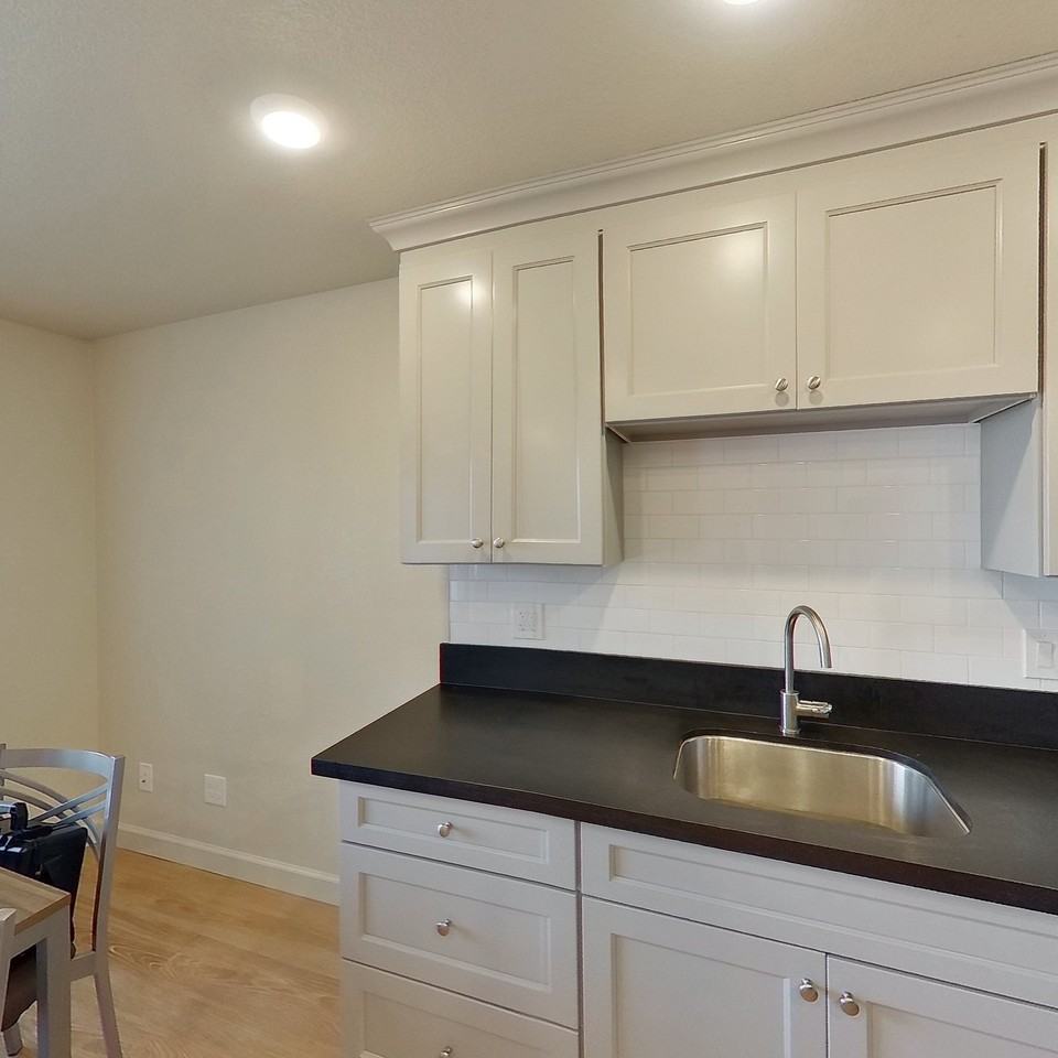 2437 Piedmont Ave #305 - Photo 4 of 28