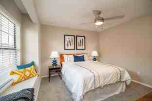 12801 Indian School Rd Ne - Photo 1 of 1