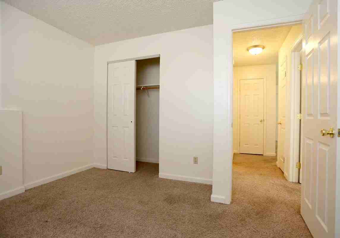 1709 31st Street Rd - Photo 6 of 34