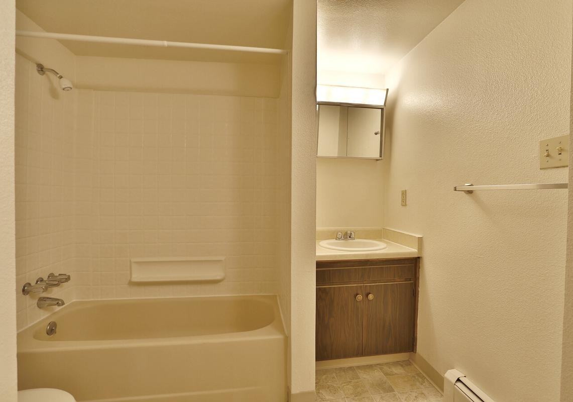 1709 31st Street Rd - Photo 7 of 34