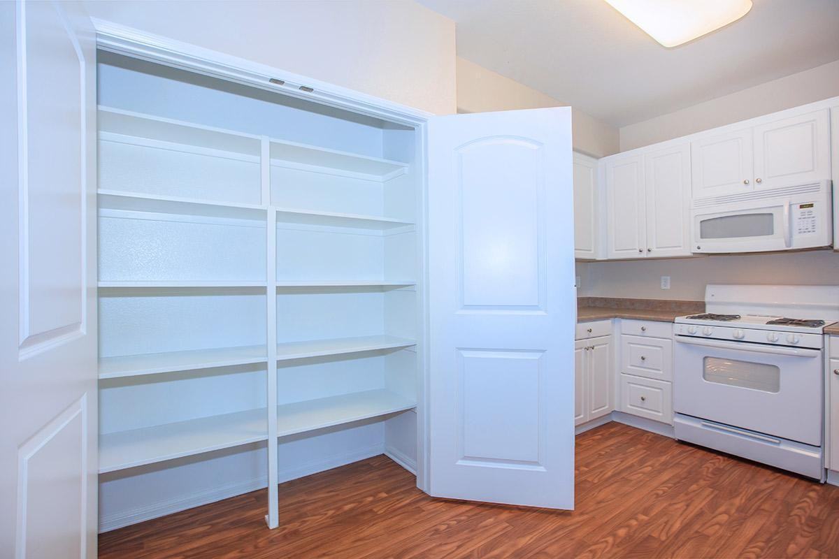 7550 Desert Holly St - Photo 2 of 50