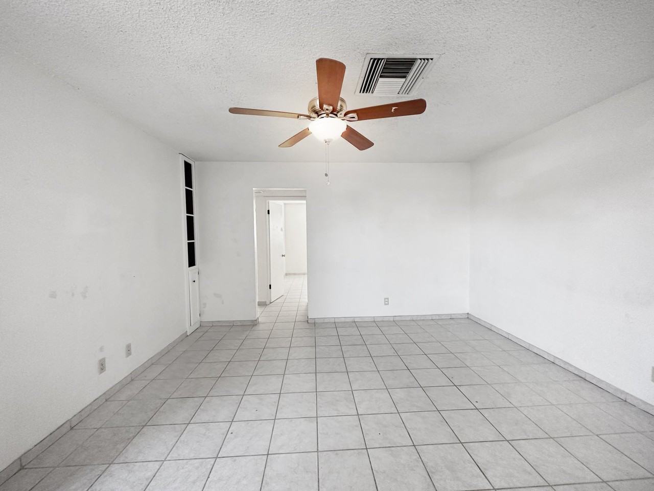 201 N Alvord St #A - Photo 3 of 12