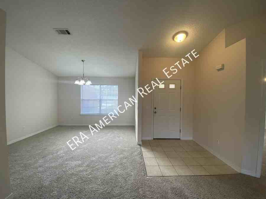 7418 Woodmont Rd - Photo 3 of 38