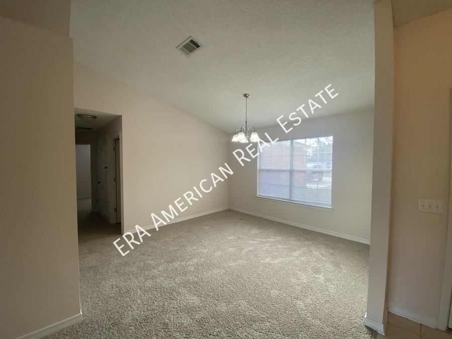 7418 Woodmont Rd - Photo 4 of 38