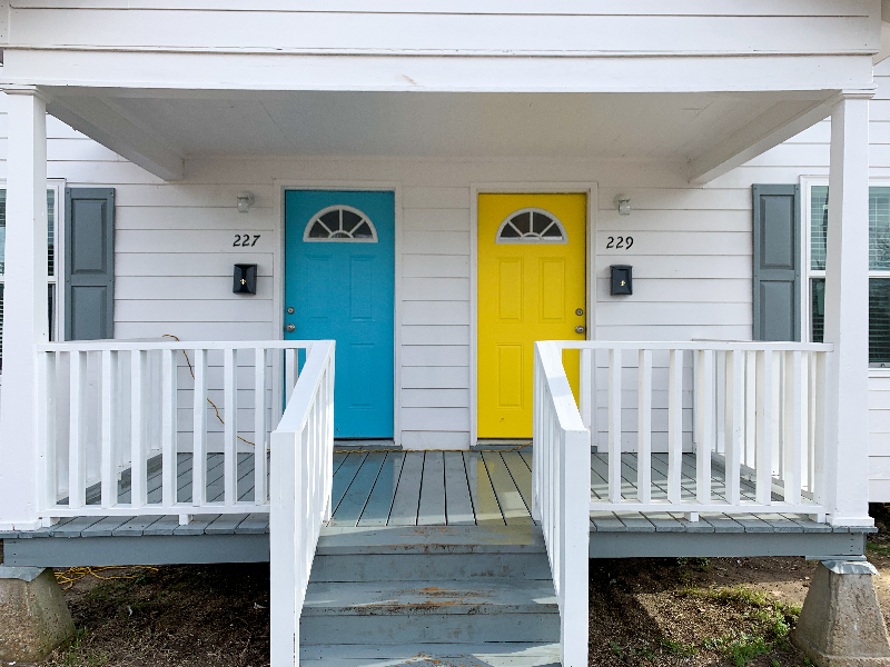 229 W 3rd St - Photo 2 of 18