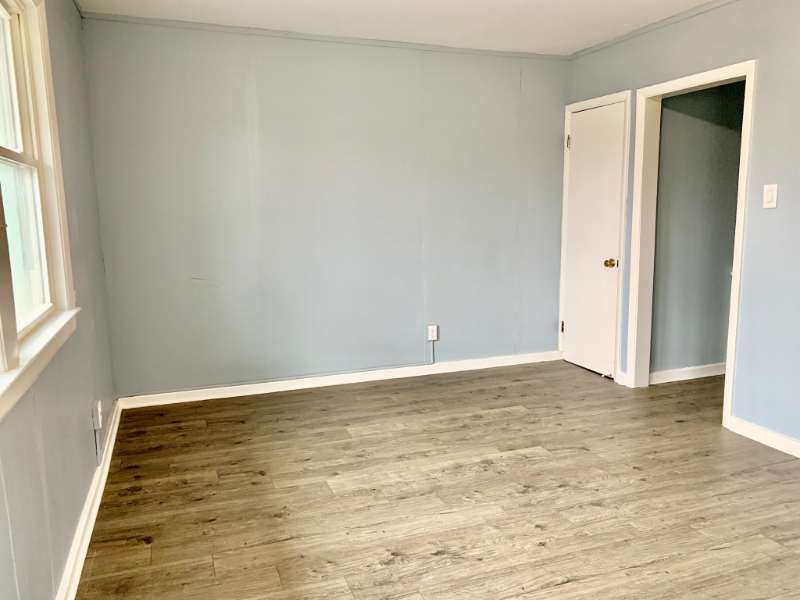 686 Strong Ave #1-2 - Photo 2 of 6