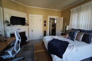 Broadway - Photo 1 of 1