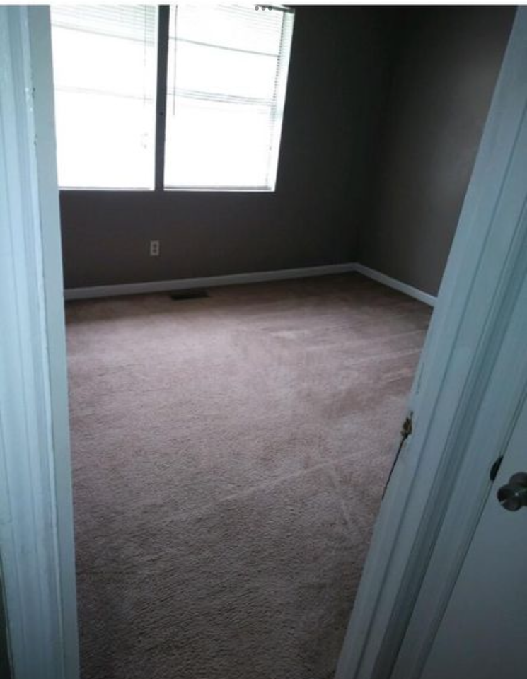 637 Aubrey Dr #1 - Photo 5 of 15