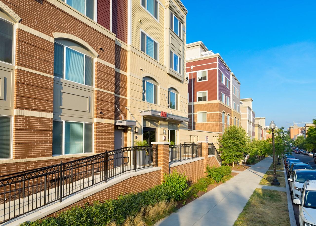 The Bixby - Photo 4 of 50