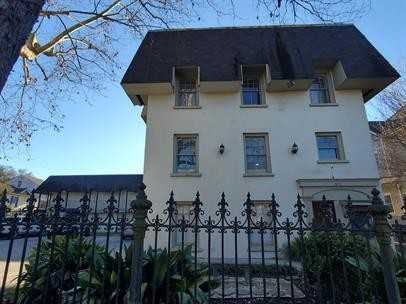 2015 Coliseum Street - Photo 2 of 11