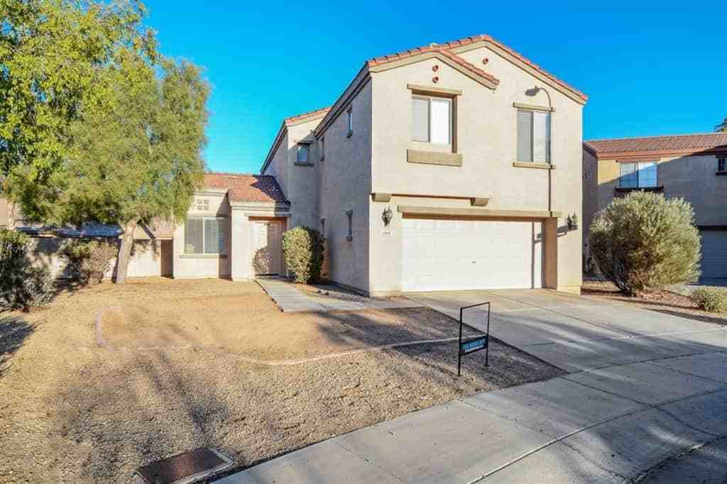 2608 S 84th Gln - Photo 2 of 20