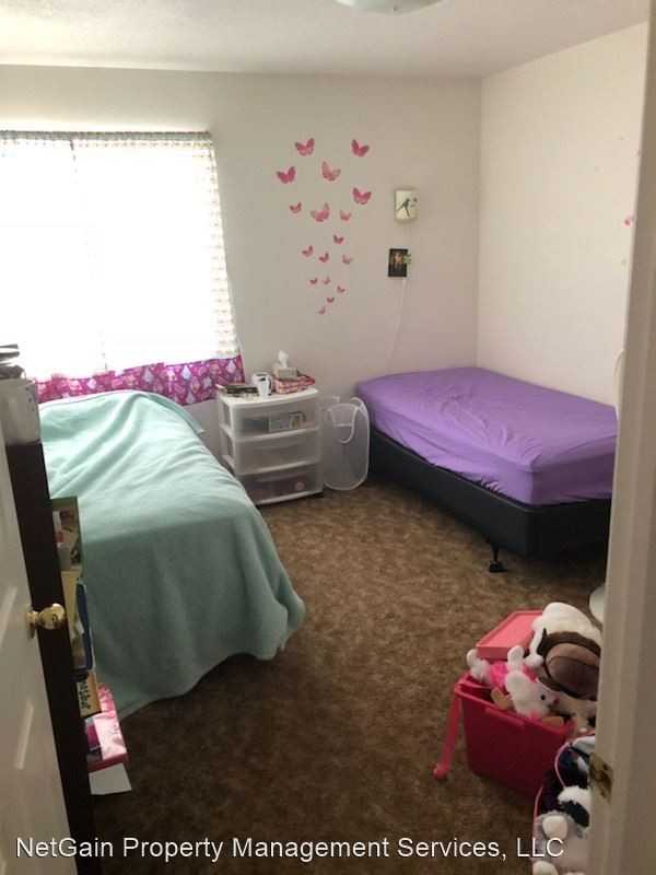 264 East Cobblecreek Drive - Photo 2 of 8