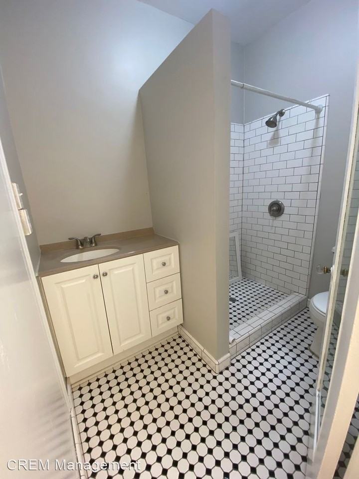 4675 Hollywood Blvd. - Photo 3 of 4