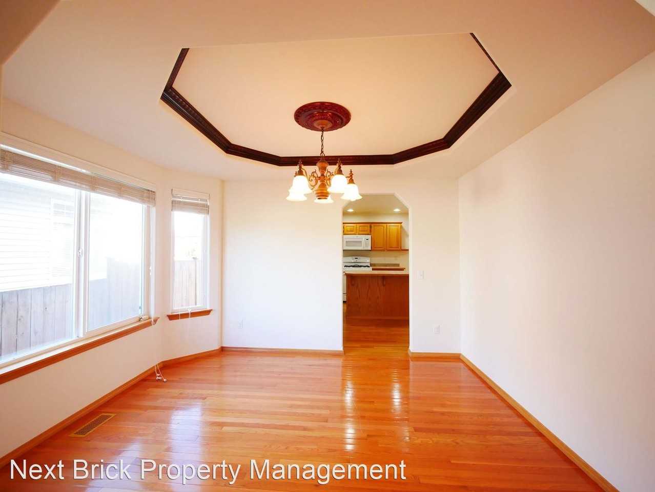 5304 151st St Sw - Photo 3 of 20