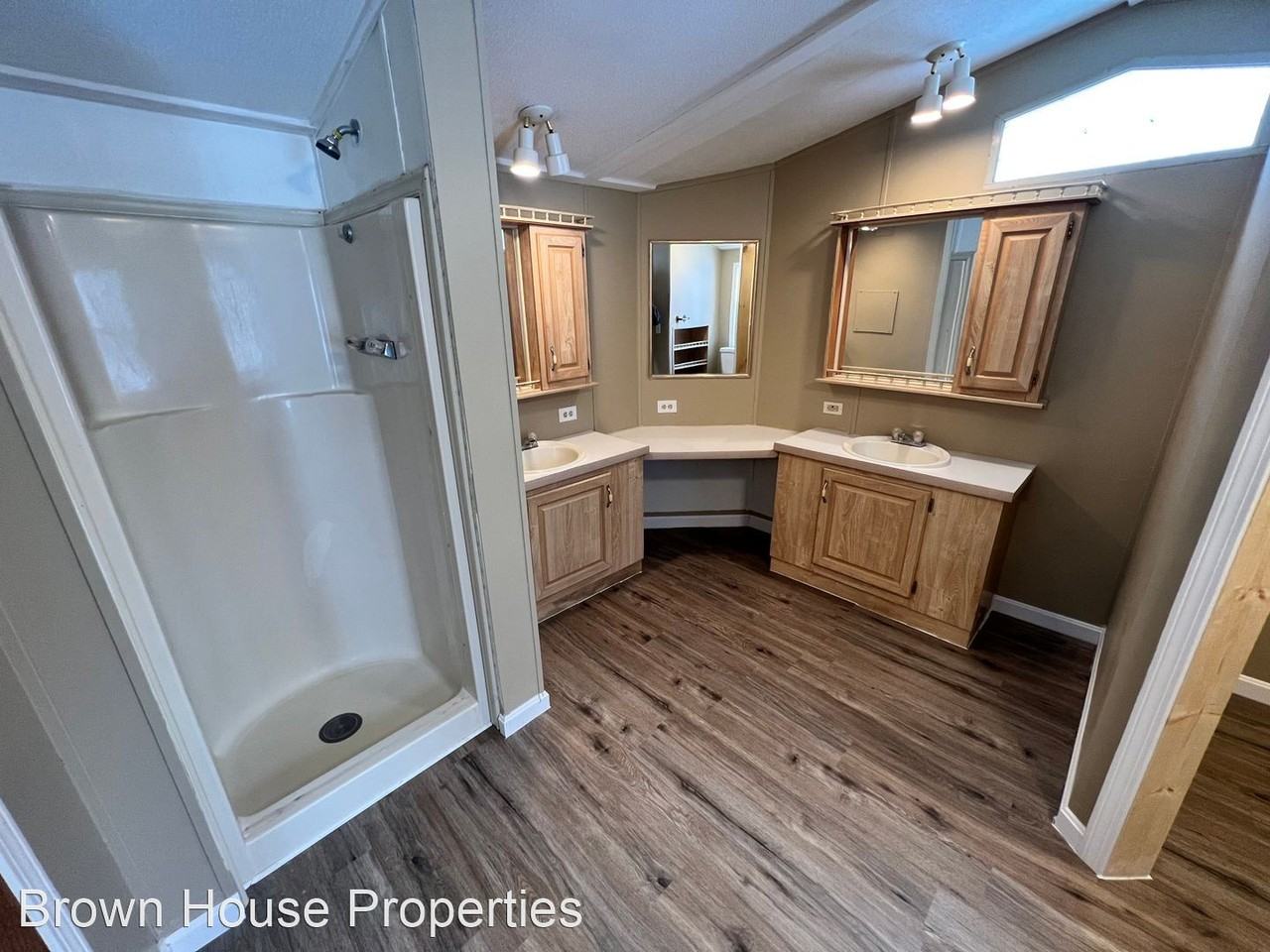 Shady Acres Shady Acres Drive - Photo 2 of 8