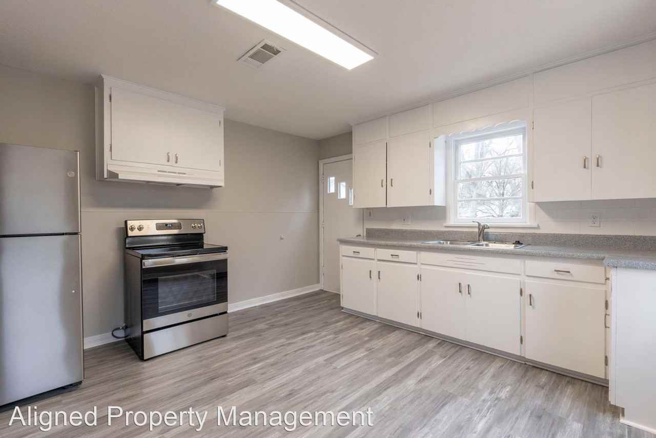 318 E Ash St - Photo 2 of 28