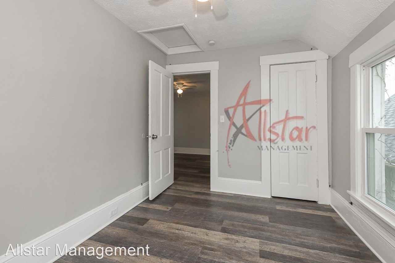 3078 W 105th Street, Duplex - Photo 3 of 14