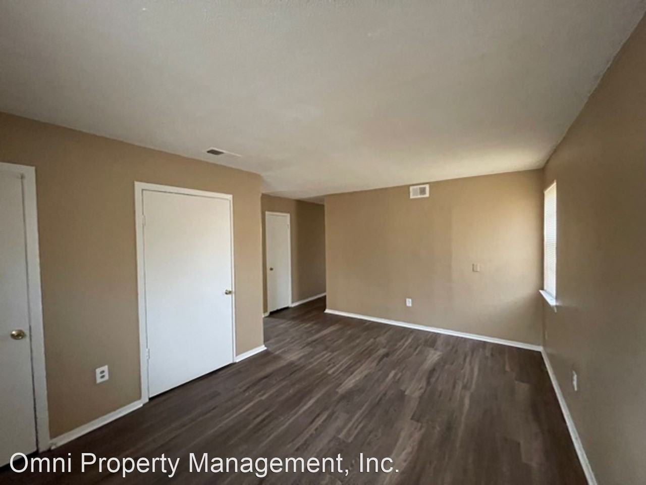 3233 Redbud Rd - Photo 2 of 10