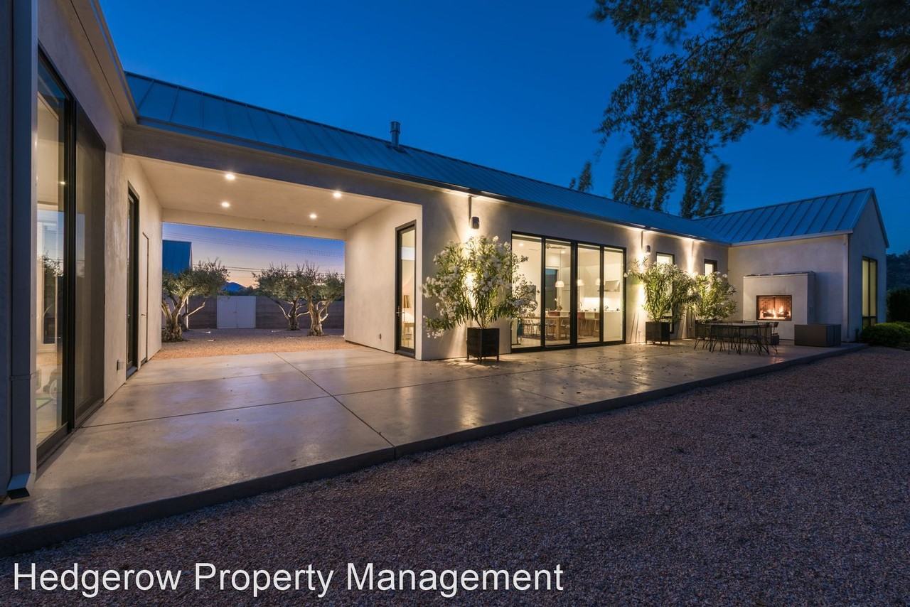 679 Dowdell Ln - Photo 2 of 16