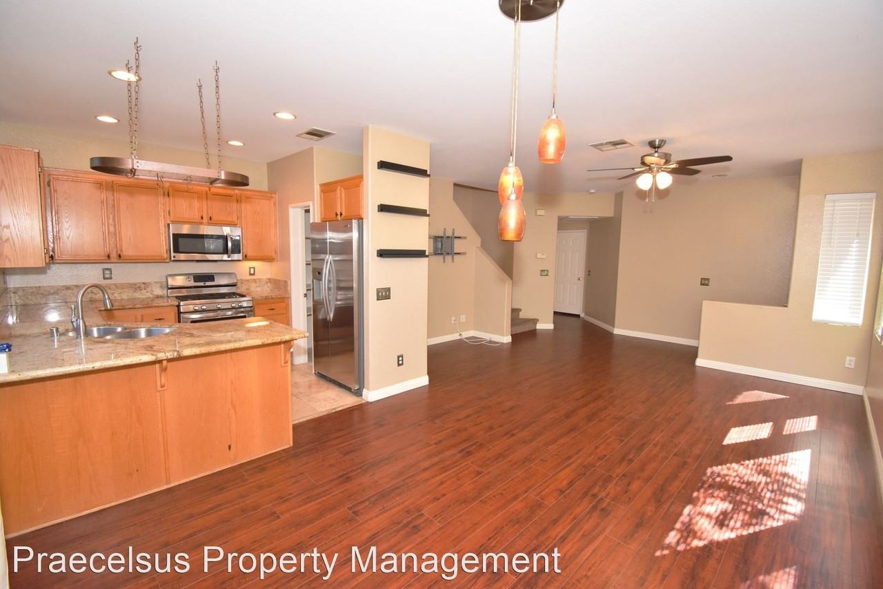 2575 Garnet Peak Rd - Photo 3 of 17