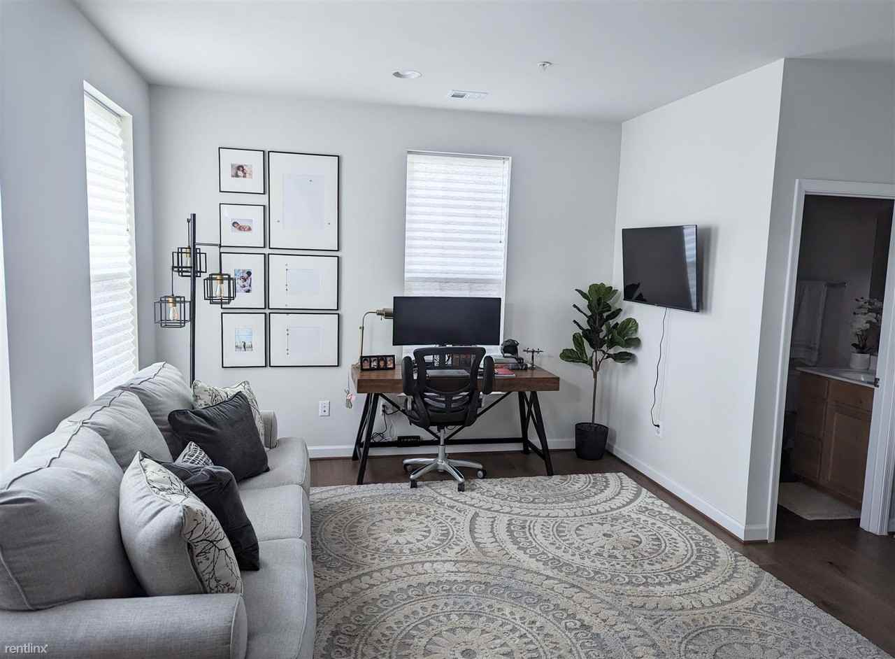 613 Leigh Way - Photo 2 of 29