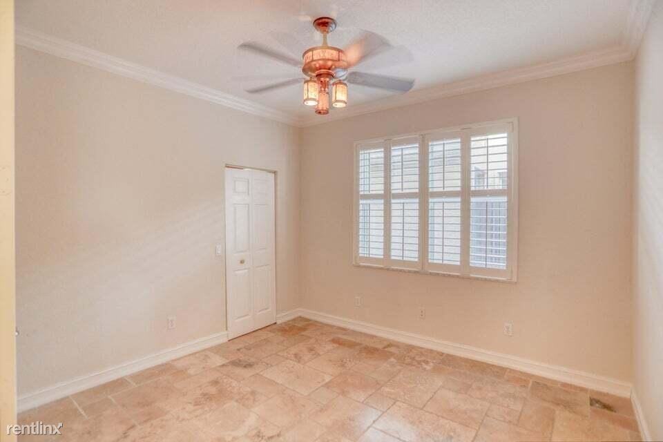 8627 Woodgrove Harbor Ln - Photo 3 of 10