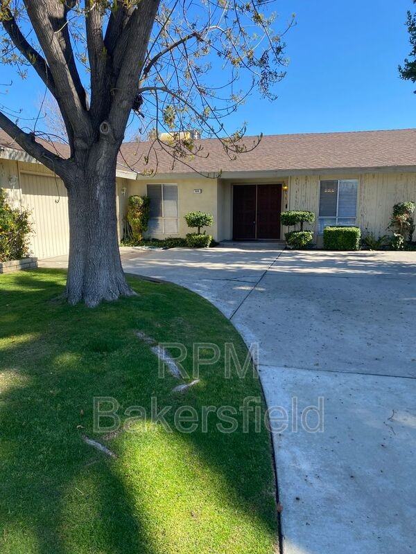 604 Elsey St - Photo 2 of 17