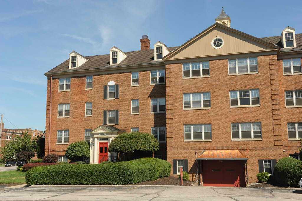 2580 N Moreland Blvd - Photo 3 of 16