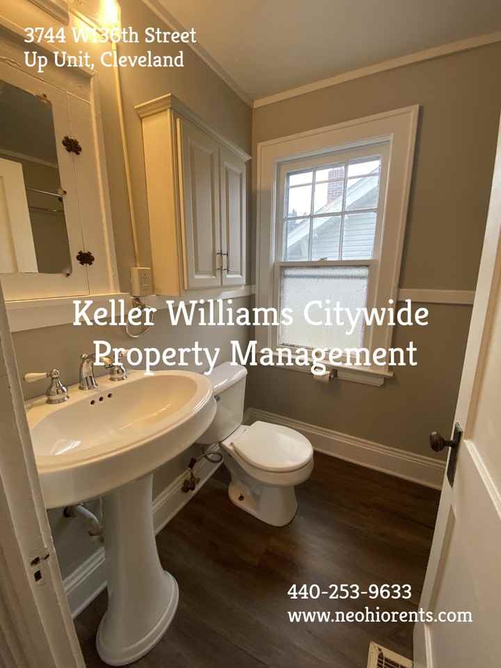 3744 W 136Th St - Photo 7 of 14