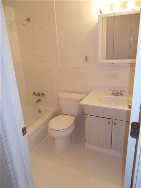 Morganford Square Apartments - Photo 3 of 4