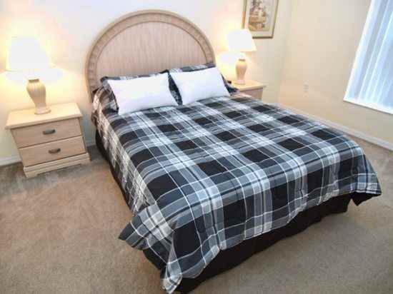 205 Tivoli Cir - Photo 3 of 9