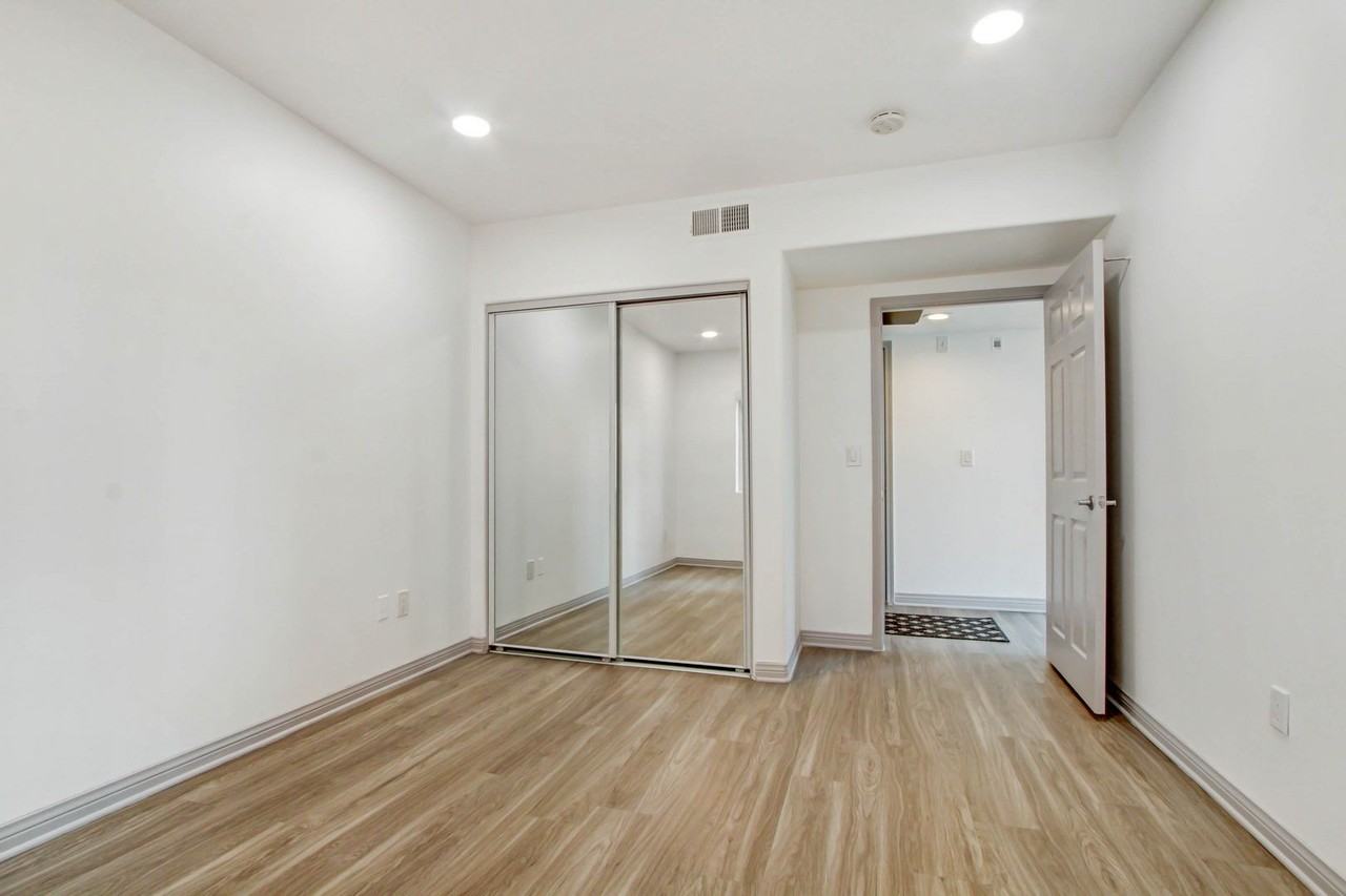 821 Wilcox - Photo 6 of 40