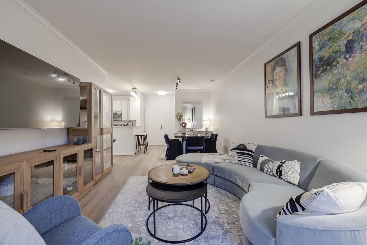 Evergreens at Columbia Town Center - Photo 6 of 50