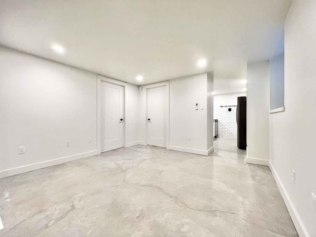 1370 Killarney Beach Road, Lefroy ON L0L 1W0 - Photo 2 of 27