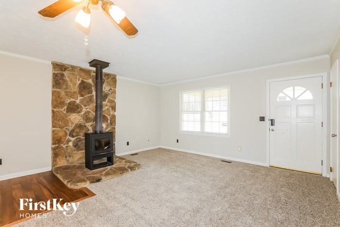 4119 Mcclure Dr - Photo 2 of 15