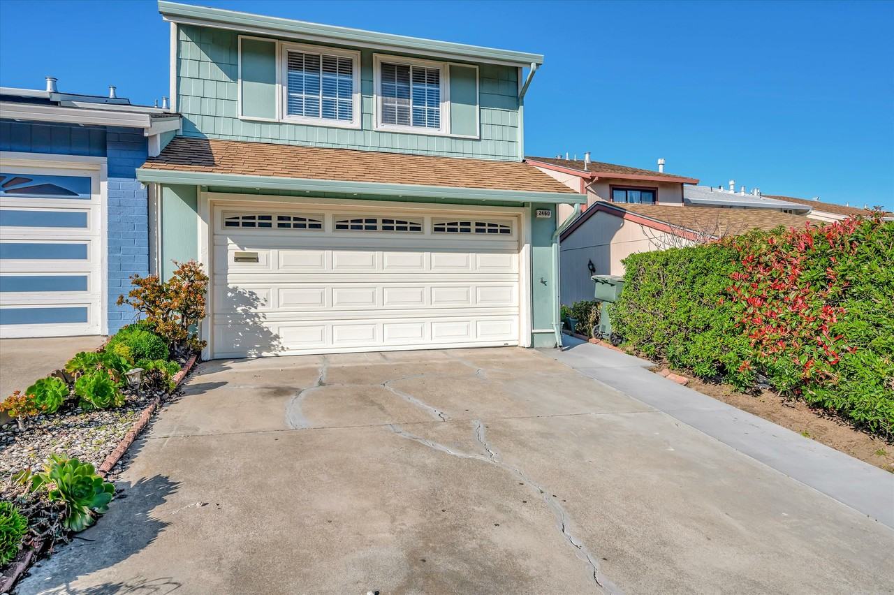 2460 Westchester Ct - Photo 2 of 24