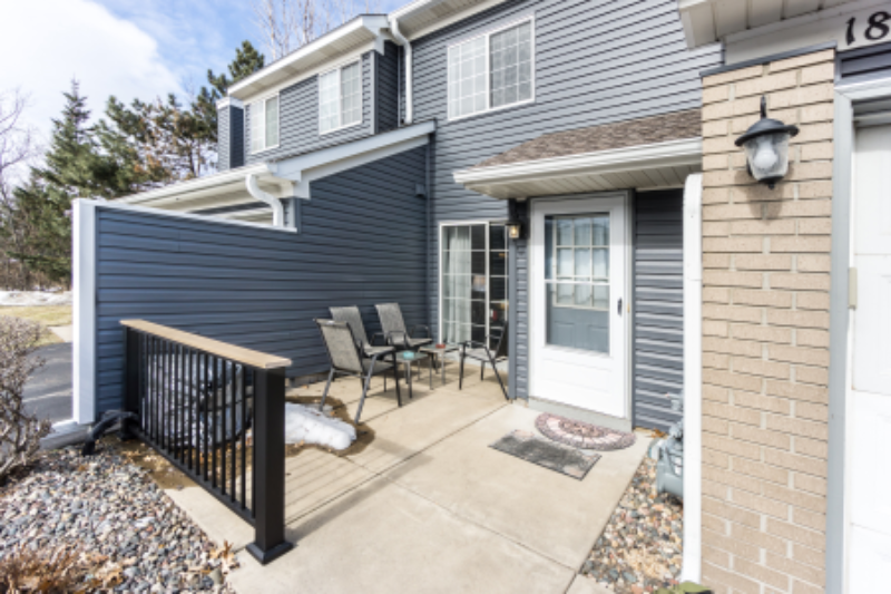 1810 Donegal Dr #6 - Photo 6 of 24