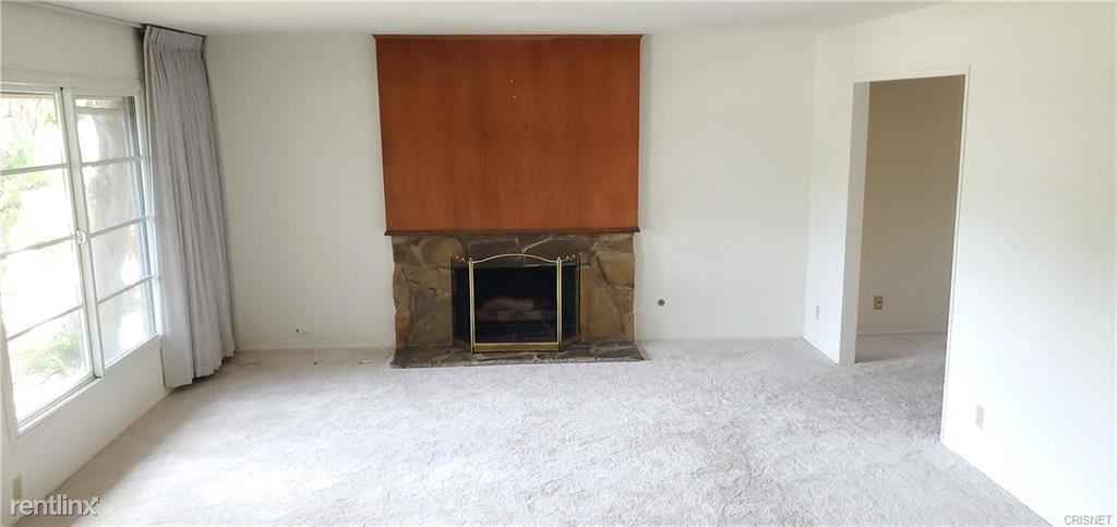 10919 Bismarck Ave - Photo 2 of 12