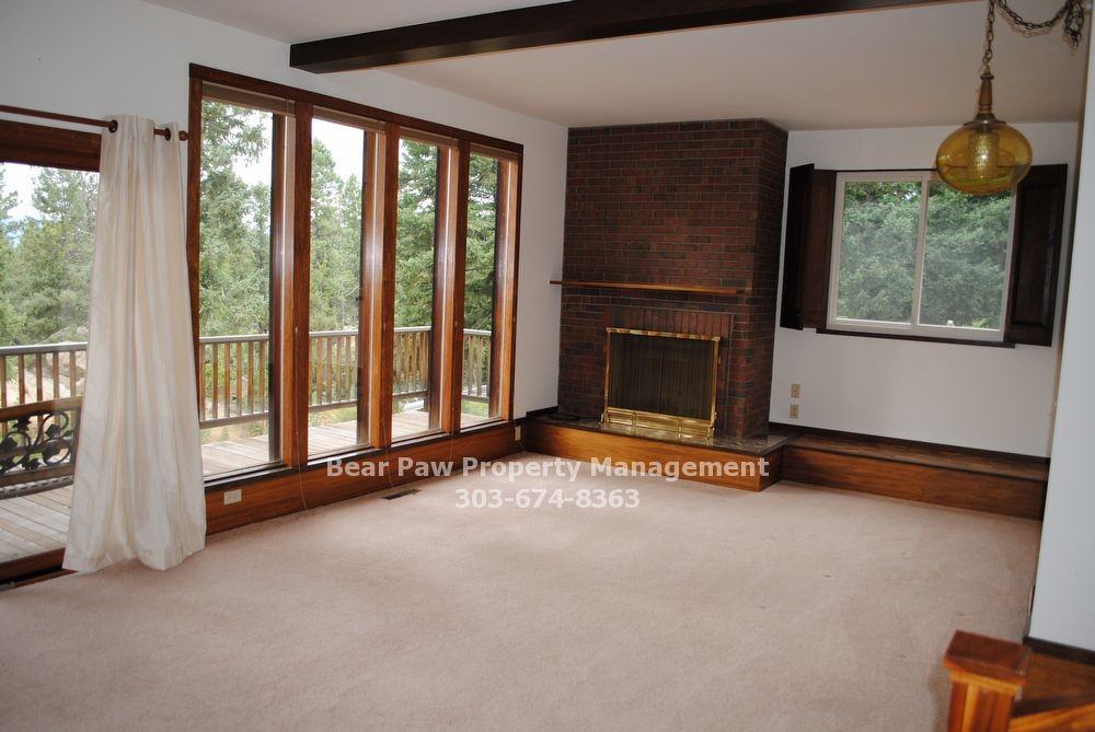 30474 Kings Valley Dr - Photo 3 of 8