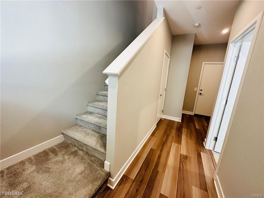 1606 W Bushell St - Photo 2 of 10