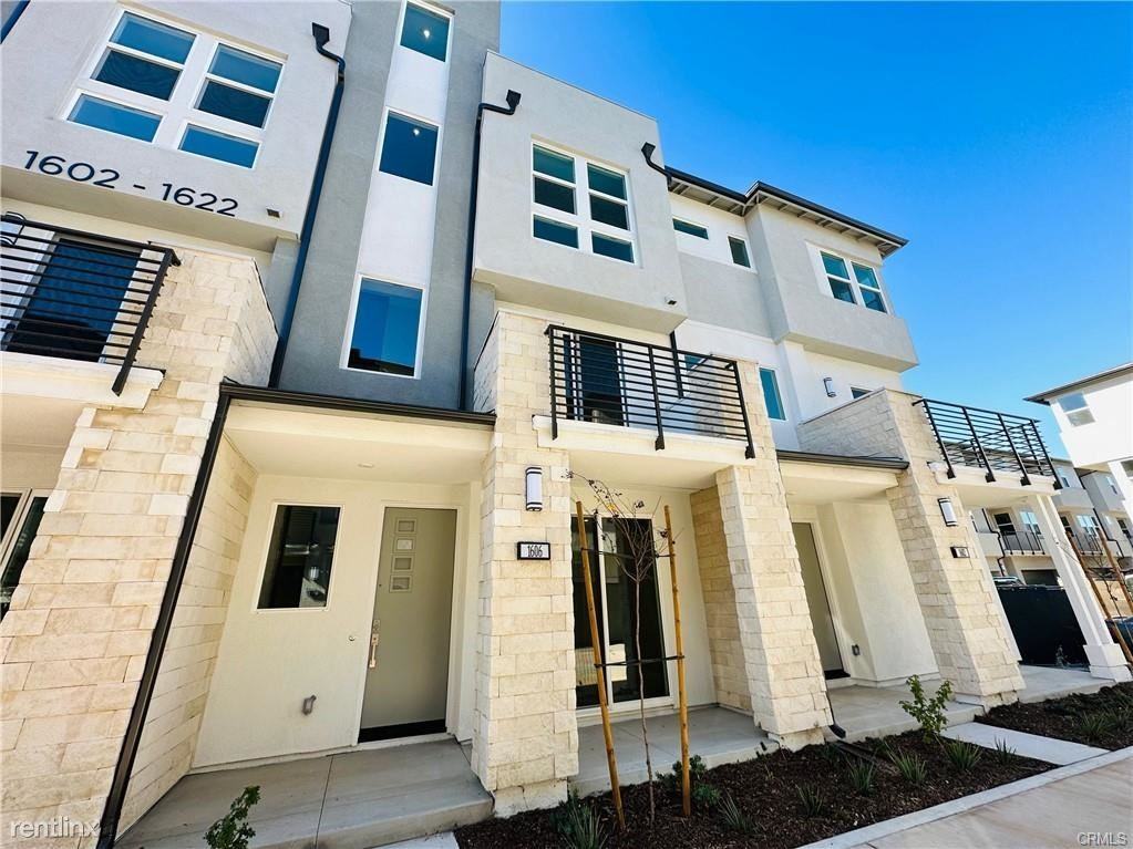 1606 W Bushell St - Photo 3 of 10