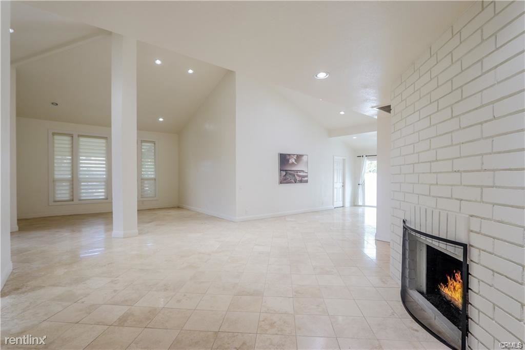 25992 La Cuesta Ave - Photo 3 of 10