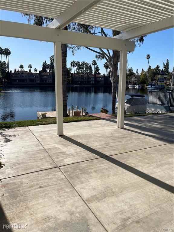 22831 Islamare Ln - Photo 3 of 10