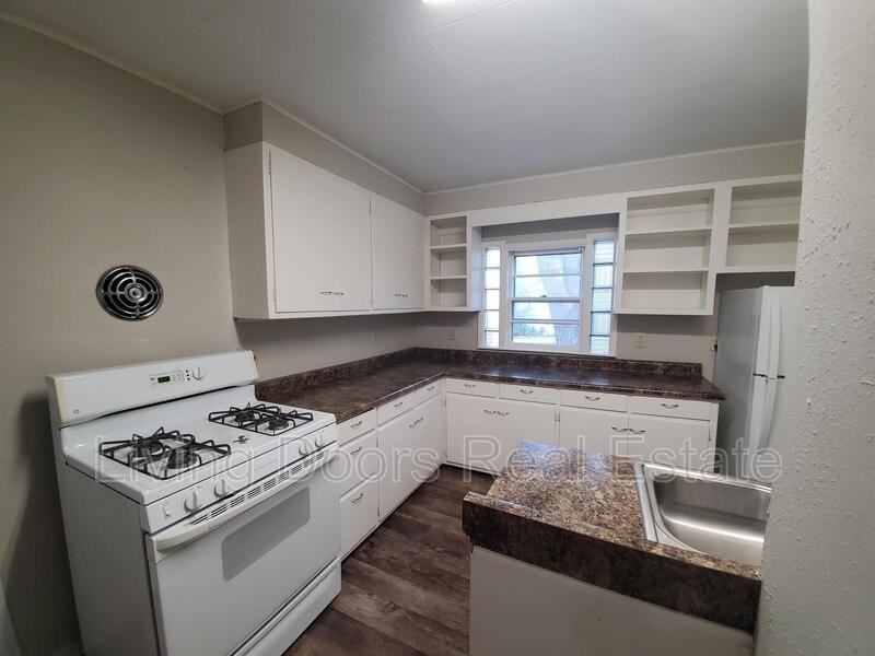 1940 Sst #1 - Photo 5 of 21