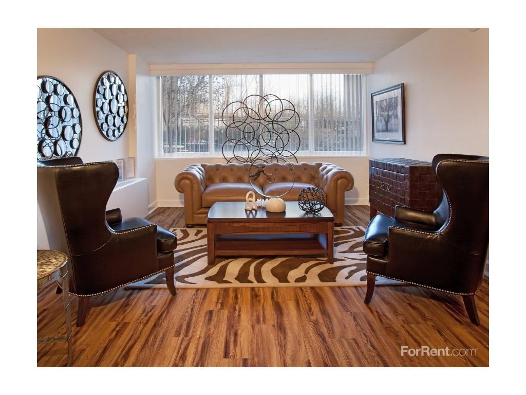 Broadstone Van Dorn 420 N Van Dorn St, Alexandria, VA 22304