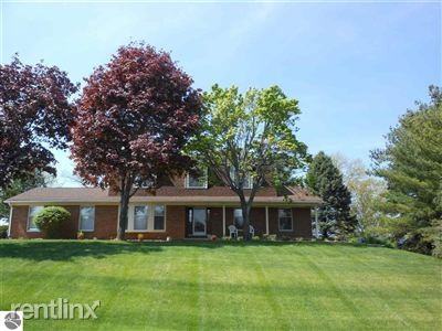 3229 Scenic Hills Dr - Photo 2 of 9