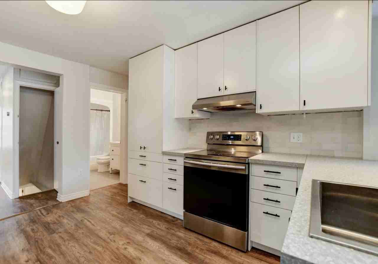 263 Park Street #1 - Photo 5 of 34